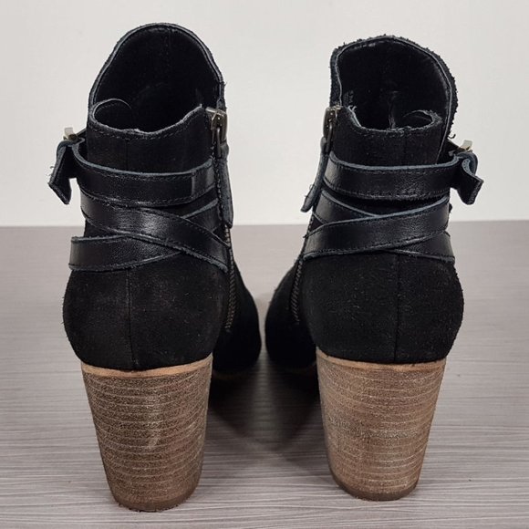 BP 'Tandem Bootie' Black Suede Womens Size 5 M - Picture 4 of 6